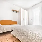 Oasis House - Host Solution