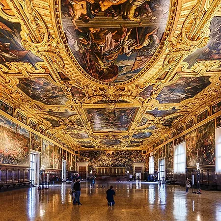 Oasis House - Host Solution