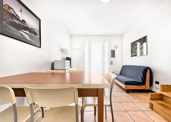 Oasis House - Host Solution *